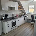 1 Mehrbettzimmer Mit Ausstattung Apartment