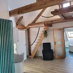 1 Mehrbettzimmer Mit Ausstattung Apartment