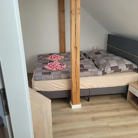 Apartment 1 Mehrbettzimmer Mit Ausstattung