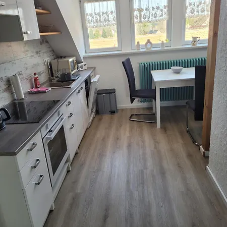 Apartment 1 Mehrbettzimmer Mit Ausstattung Jahmen